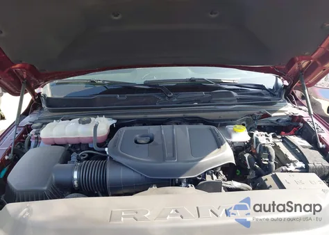 2025 Ram 1500 Laramie 4X4 5'7 Box from USA, damaged, VIN 1C6SRFJP0SN510312